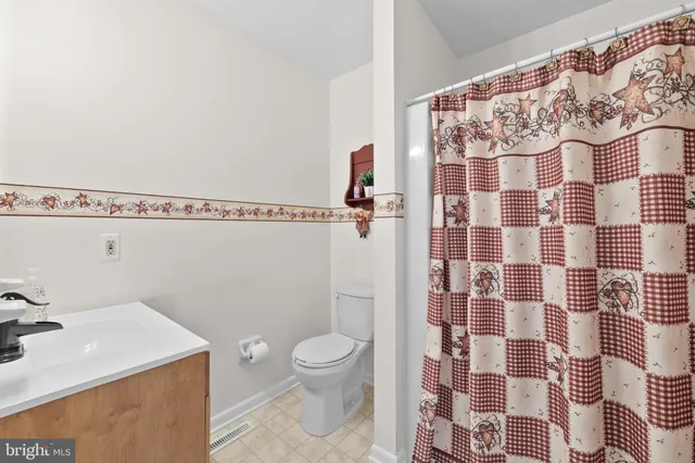 $499,000 | 37711 East Pond Circle, Selbyville, DE 19975