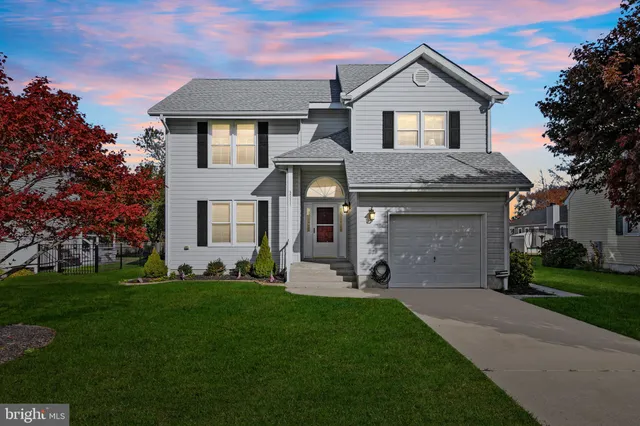 $499,000 | 37711 East Pond Circle, Selbyville, DE 19975