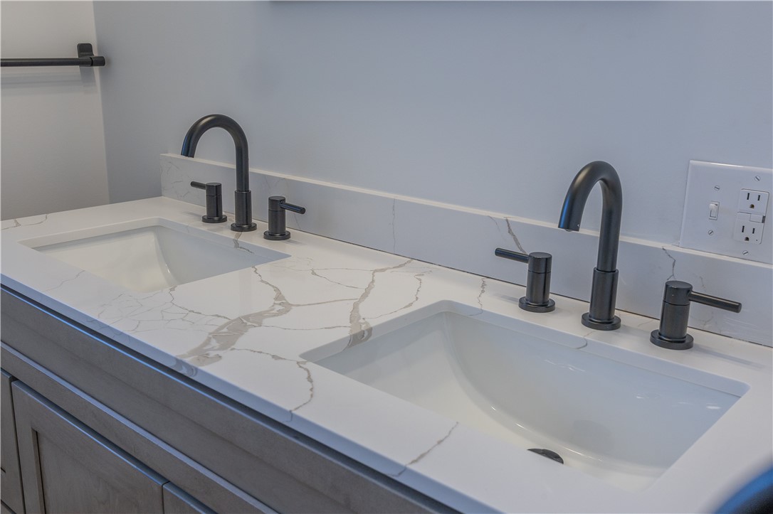 8 Cross Road Elmira, NY 14901 - Photo 11 of 28