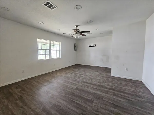 $280,000 | 1023 Meyer Street, Sealy, TX 77474