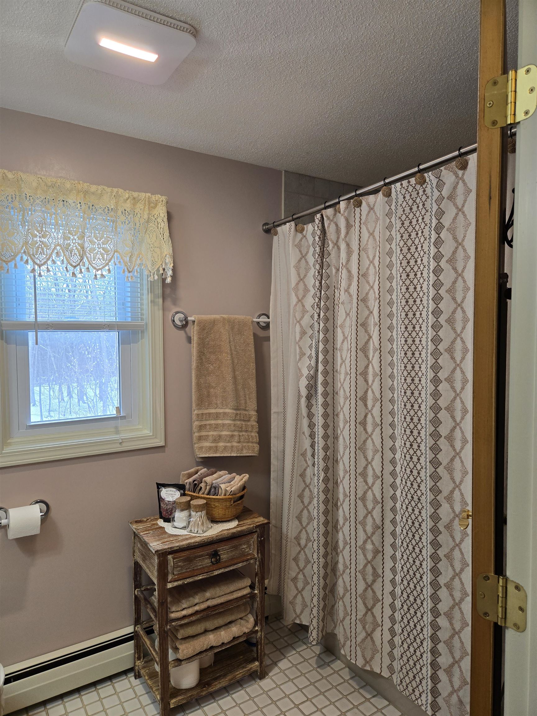 30 Maple Avenue Hampstead, NH 03841 - Photo 36 of 59