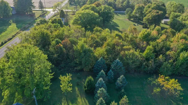 $199,000 | Three West Oaks Mi 49128 Road, Three Oaks, MI 49128