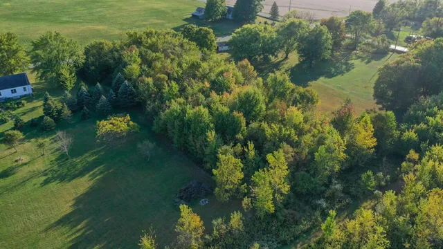 $199,000 | Three West Oaks Mi 49128 Road, Three Oaks, MI 49128