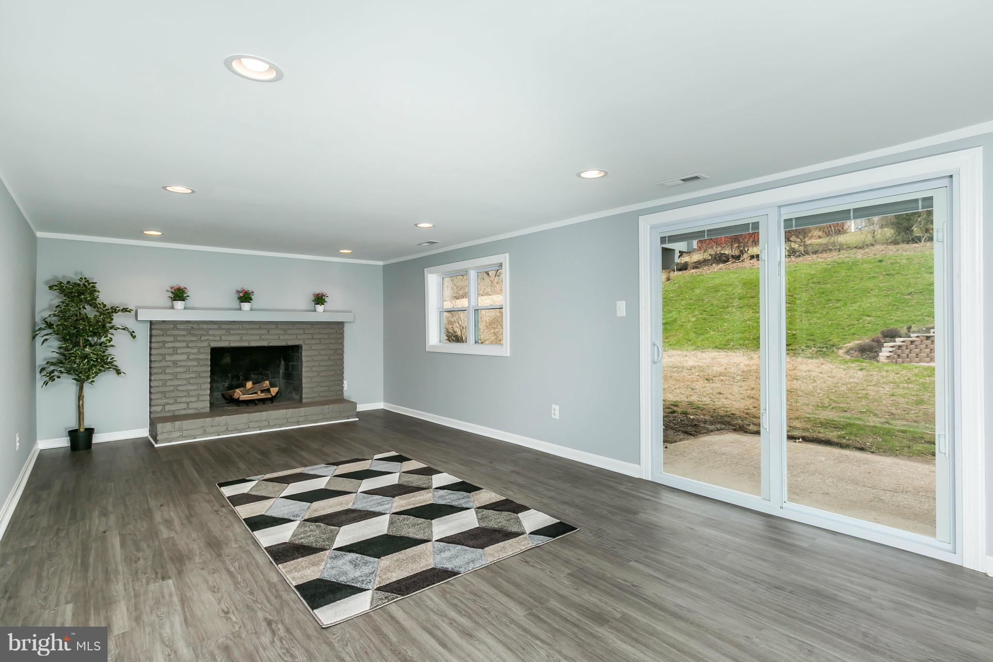 236 West Timonium Road Lutherville-Timonium, MD 21093 - Photo 20 of 30 Family Room