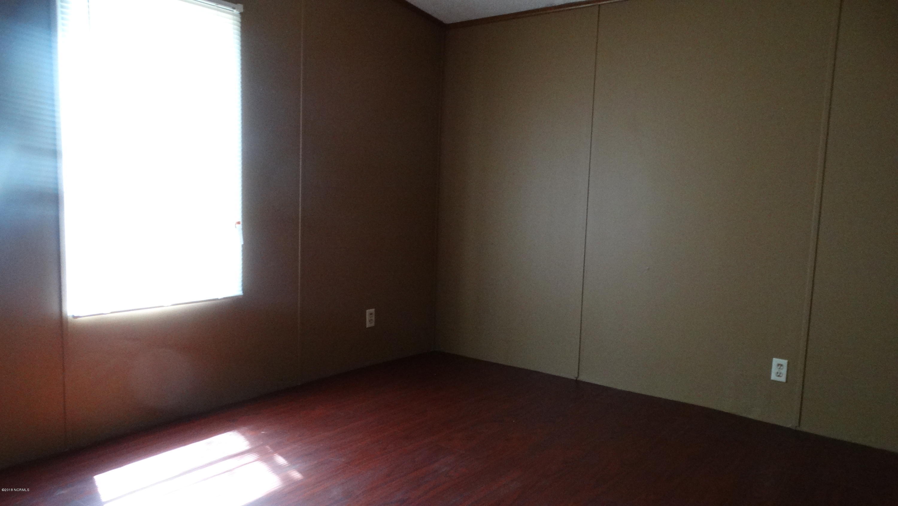 265 Brantham Road Burgaw, NC 28425 - Photo 17 of 18 DSC04492