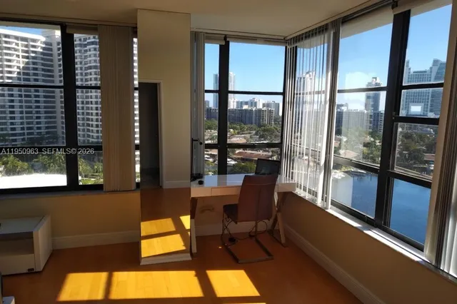$2,575 | 500 Three Islands Boulevard, Unit 918, Hallandale Beach, FL 33009