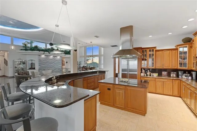 $3,900,000 | 4908 64th Drive West, Bradenton, FL 34210