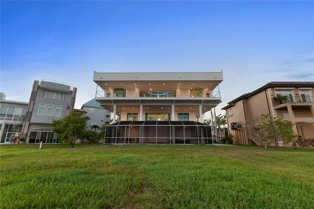 $3,900,000 | 4908 64th Drive West, Bradenton, FL 34210