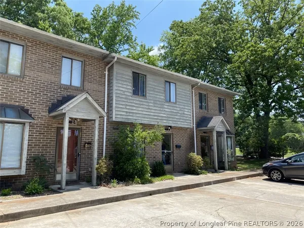 $1,265 | 400 North Steele Street, Unit B, Sanford, NC 27330
