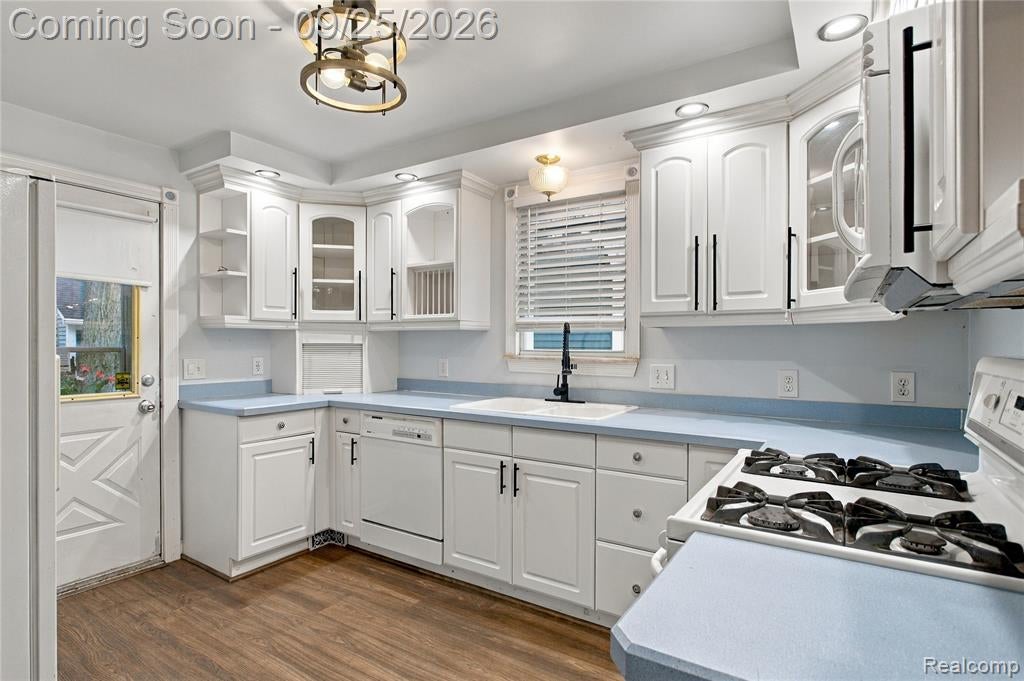 2696 Wakefield Road Berkley, MI 48072 - Photo 12 of 50 Gallery Image 12