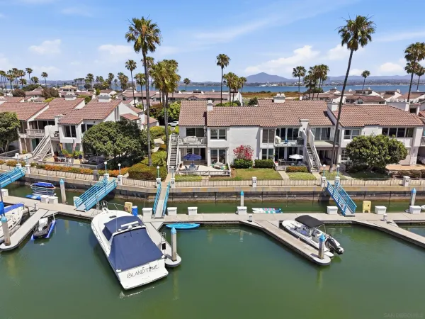 $1,748,000 | 73 Kingston Court South, Coronado, CA 92118