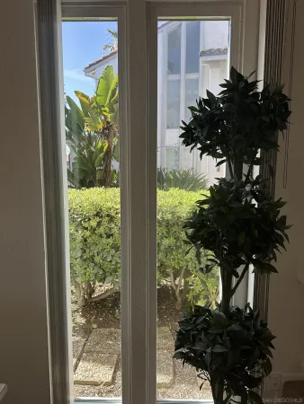 $1,748,000 | 73 Kingston Court South, Coronado, CA 92118