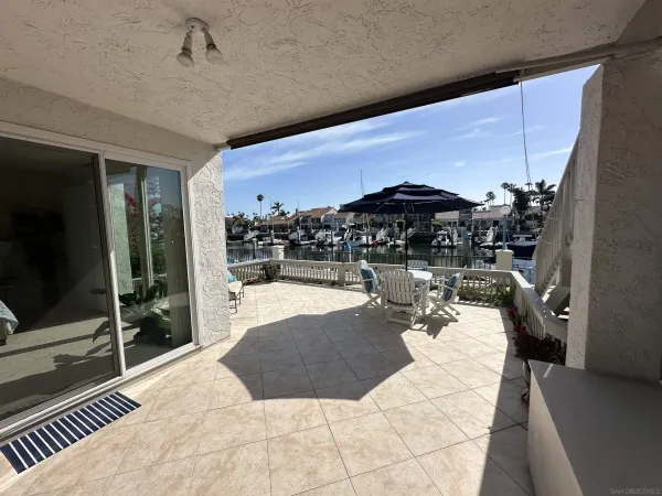 $1,748,000 | 73 Kingston Court South, Coronado, CA 92118