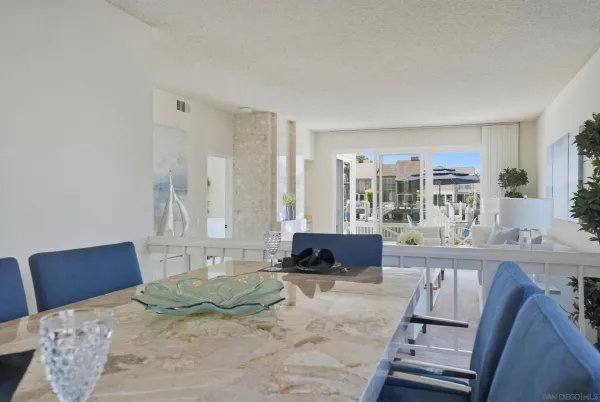 $1,748,000 | 73 Kingston Court South, Coronado, CA 92118