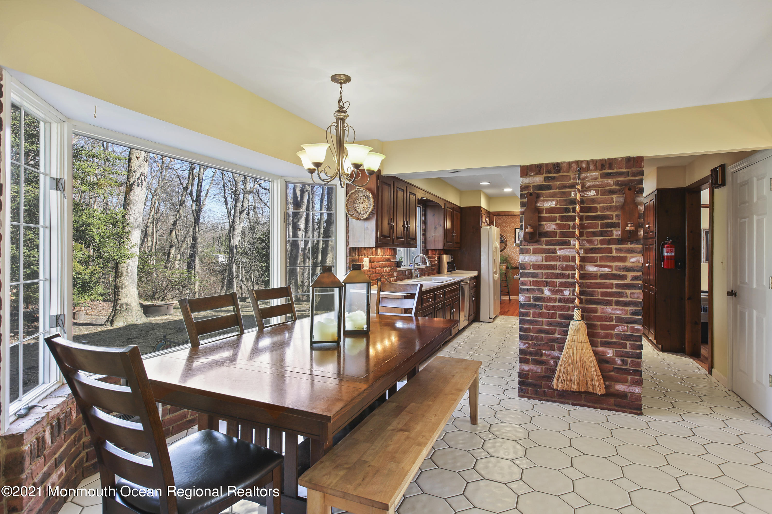 511 North Riverside Drive Neptune Township, NJ 07753 - Photo 15 of 37 5W5A0313