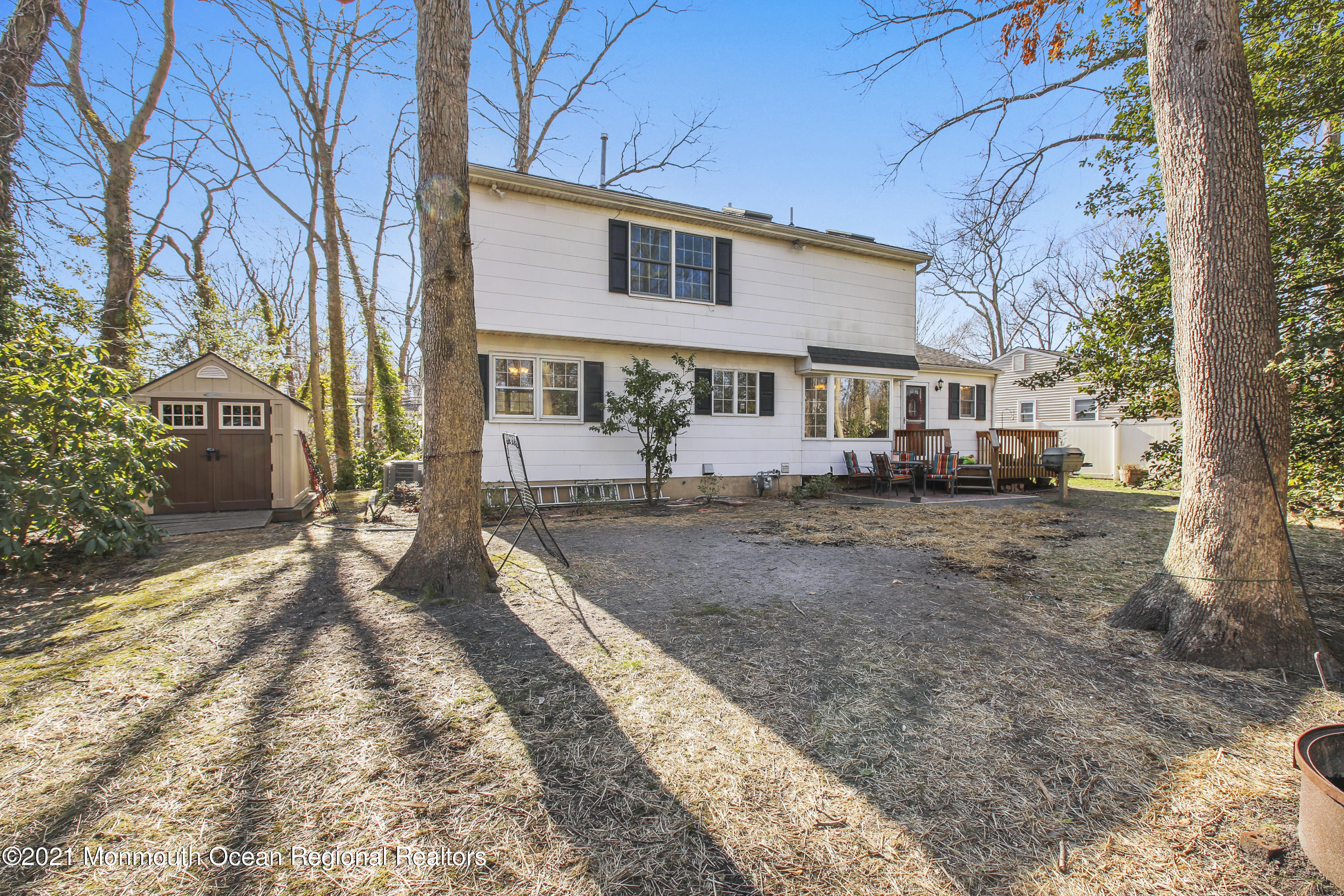 511 North Riverside Drive Neptune Township, NJ 07753 - Photo 29 of 37 5W5A0397