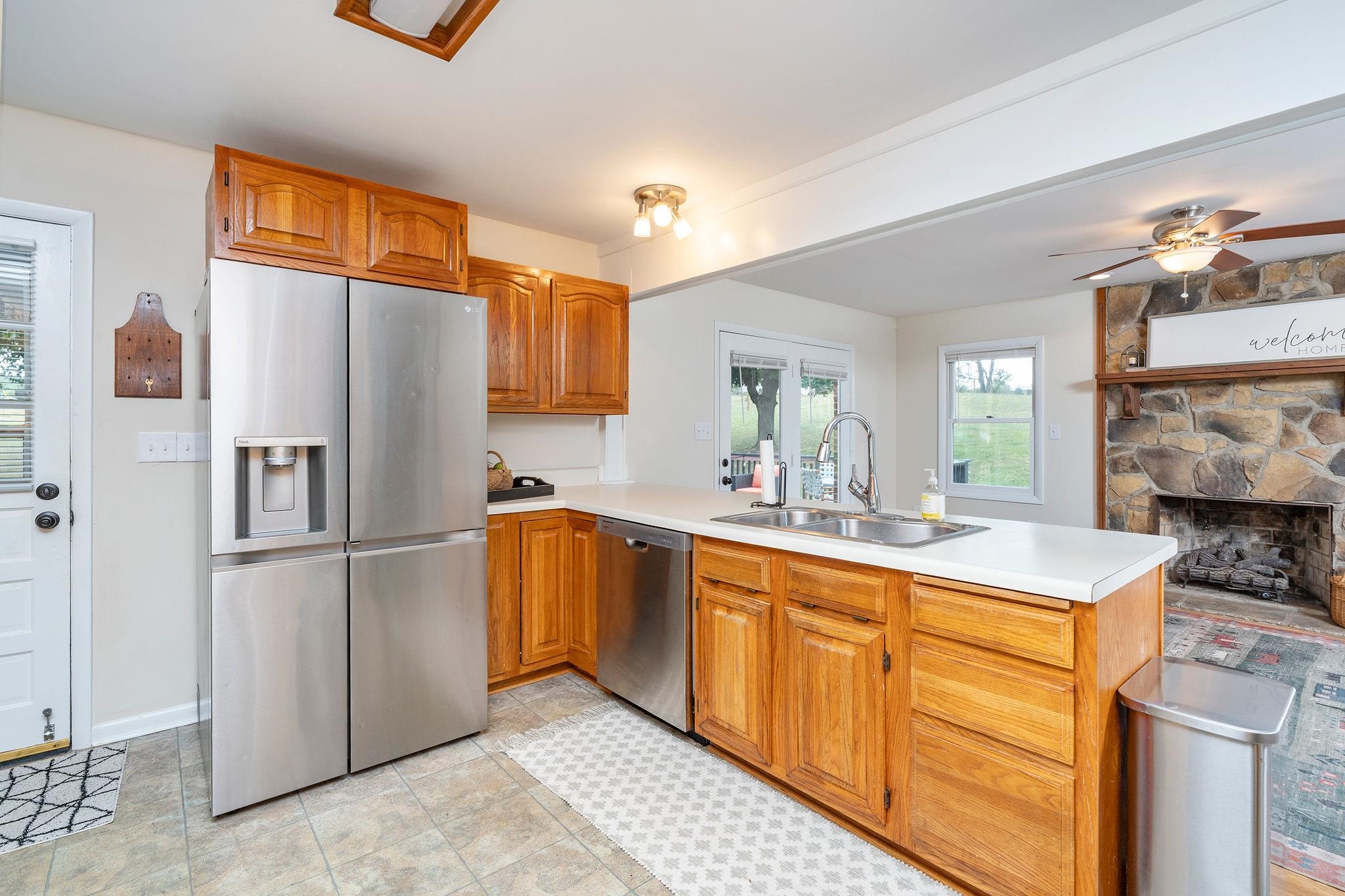 1333 Middlebrook Road Staunton, VA 24401 - Photo 12 of 75 Gallery Image 12
