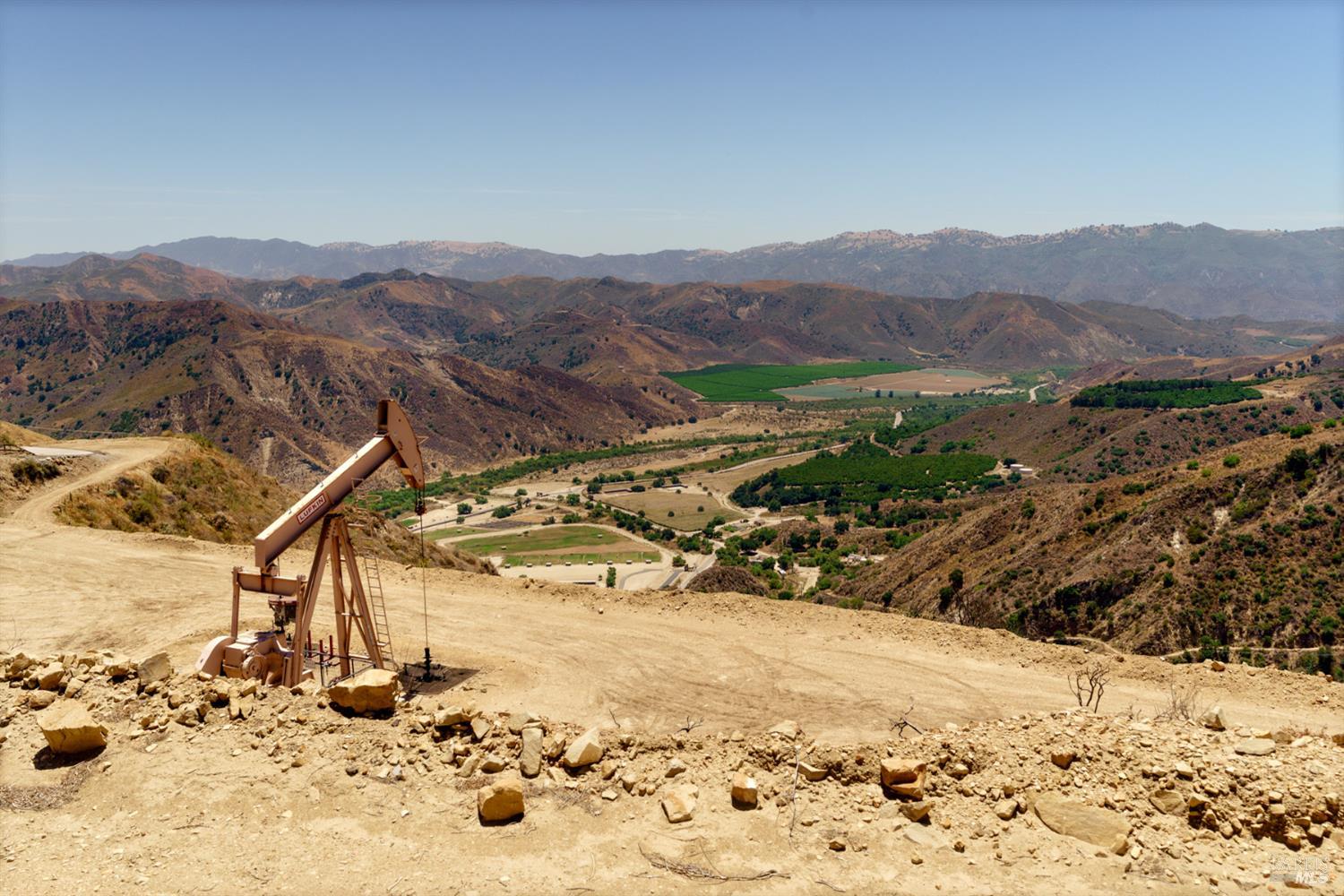 3800 Piru Canyon Road Piru, CA 93040 - Photo 53 of 65 a view of a mountain