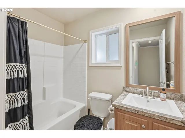 $166,000 | 10701 Southeast Highway 212, Clackamas, OR 97015