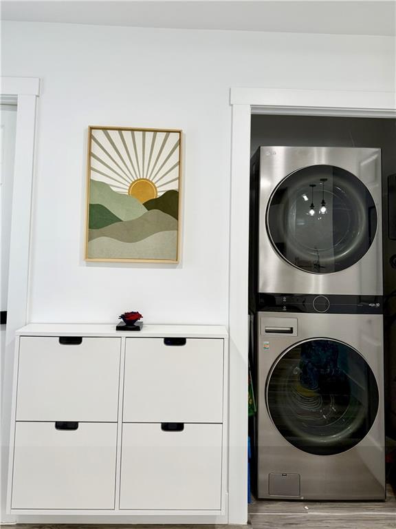 3188 Delmar Lane Northwest Atlanta, GA 30311 - Photo 10 of 16 a view of a hallway with washer and dryer