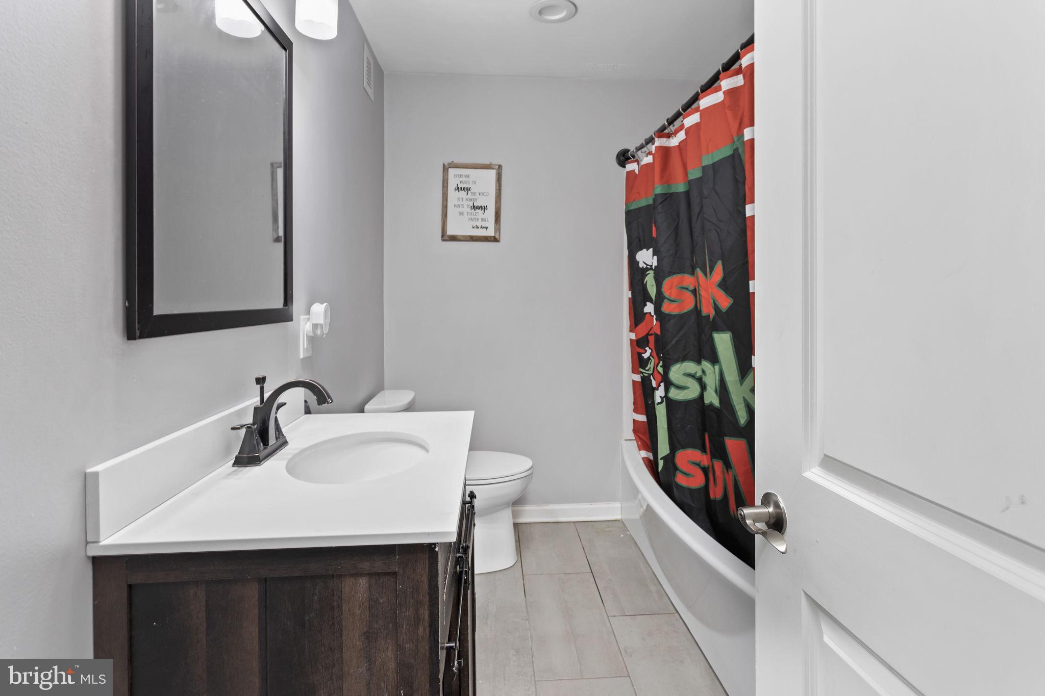 55 Finley Avenue Hamilton, NJ 08610 - Photo 17 of 27 Main floor full bath