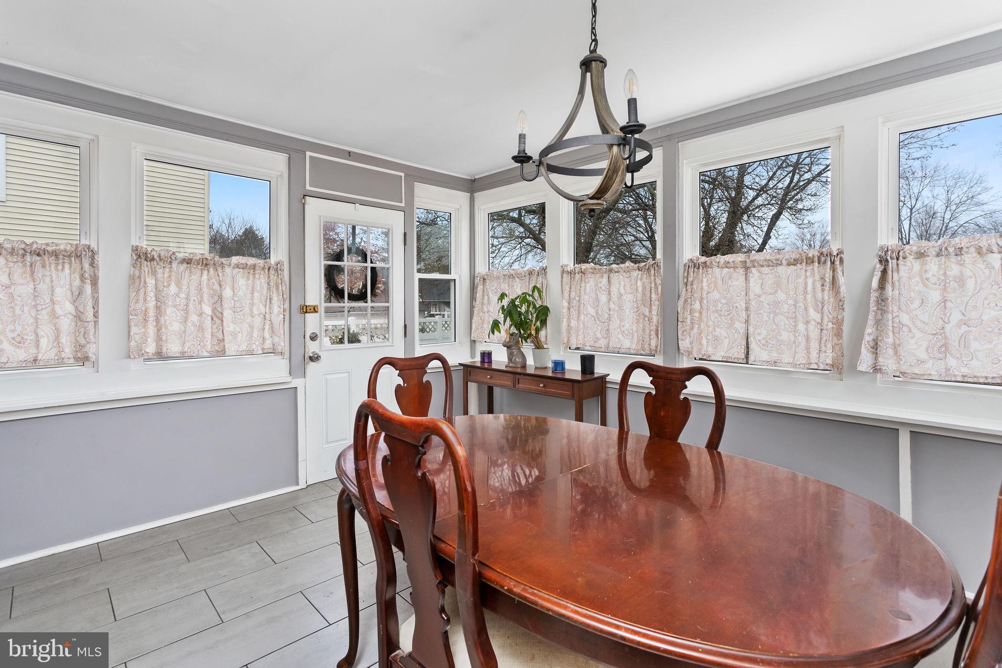 55 Finley Avenue Hamilton, NJ 08610 - Photo 9 of 27