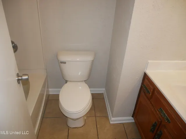 $1,350 | 3530 Lakehurst Drive, Horn Lake, MS 38637