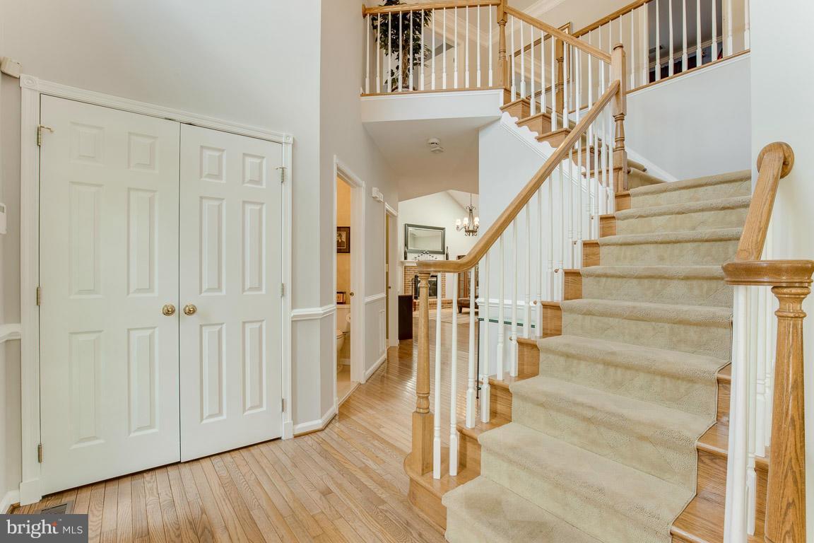 10850 Grovehampton Court Reston, VA 20194 - Photo 15 of 30 Grand Foyer