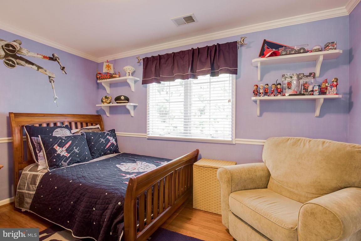 10850 Grovehampton Court Reston, VA 20194 - Photo 19 of 30 Bedroom 2