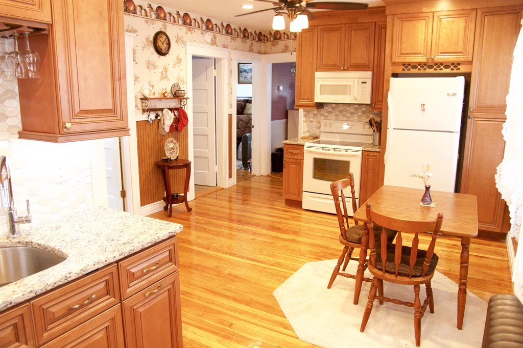 11 Payson Street Worcester, MA 01607 - Photo 5 of 28 Gallery Image 5