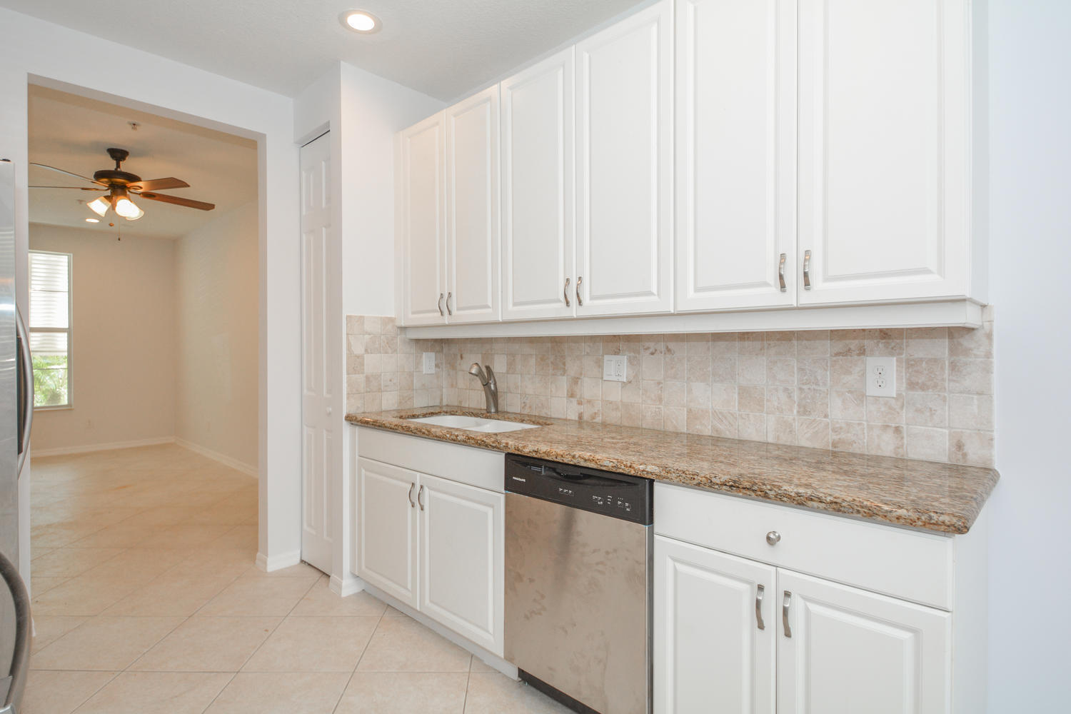 1587 Frederick Small Road Jupiter, FL 33458 - Photo 11 of 25 1587 Frederick Small Rd-large-011-15-Kit