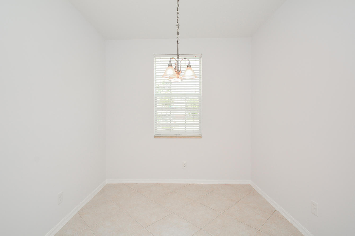 1587 Frederick Small Road Jupiter, FL 33458 - Photo 8 of 25 1587 Frederick Small Rd-large-008-9-Dini