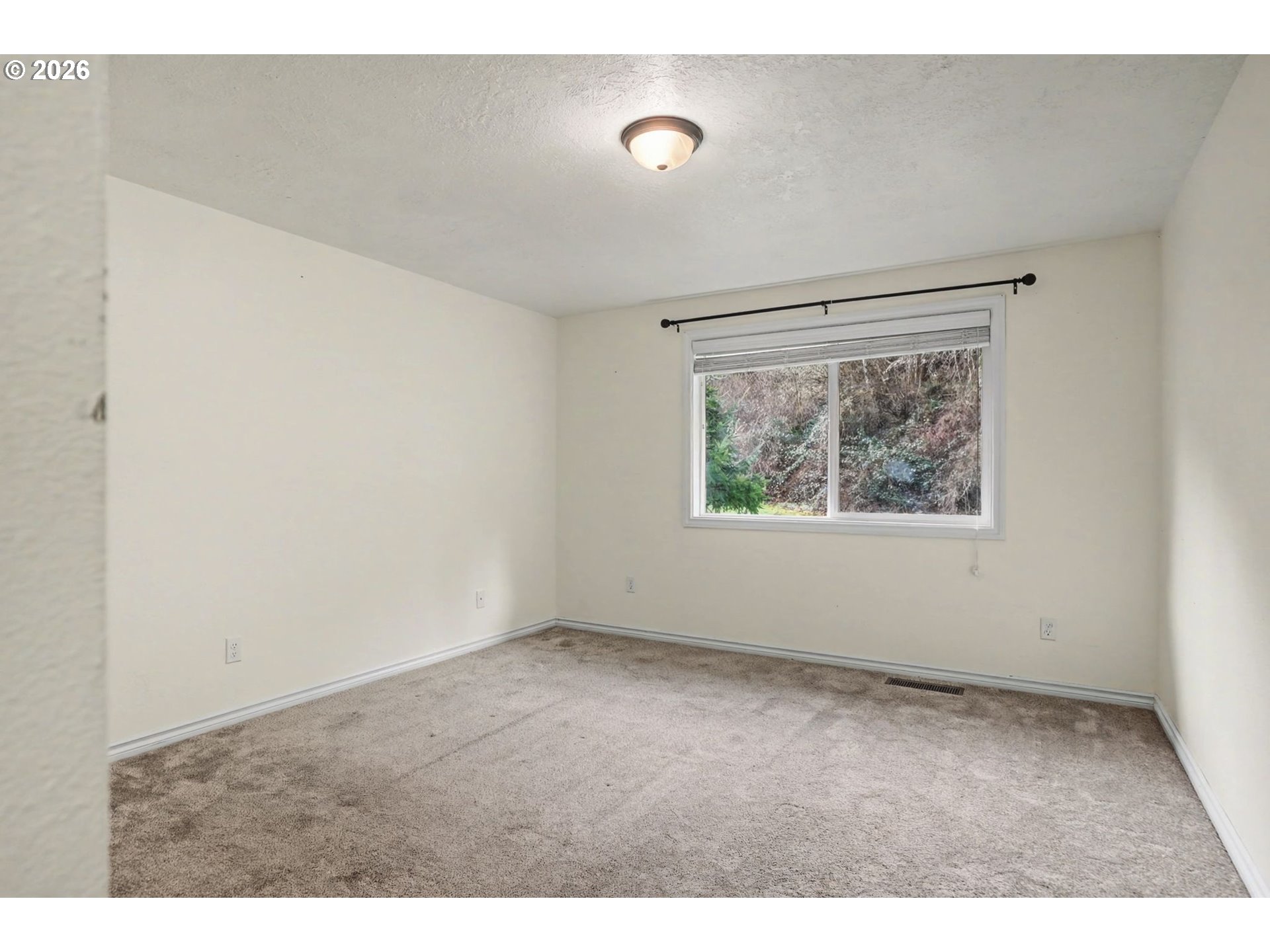 20450 North Abiqua Road Scotts Mills, OR 97375 - Photo 16 of 31