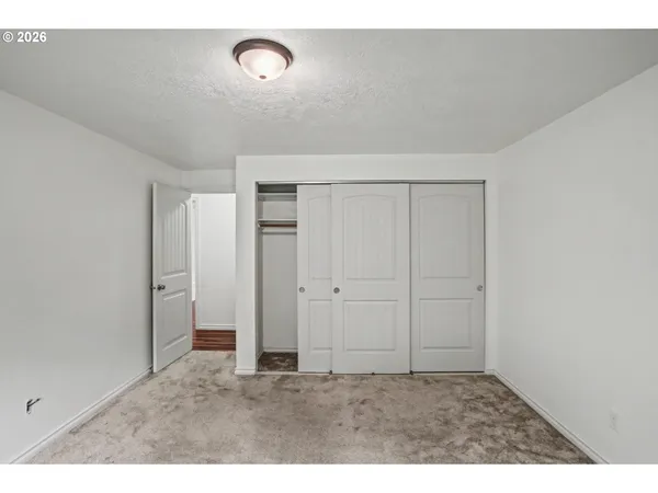 $625,000 | 20450 North Abiqua Road, Scotts Mills, OR 97375