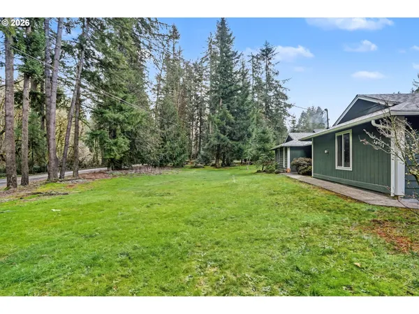 $625,000 | 20450 North Abiqua Road, Scotts Mills, OR 97375