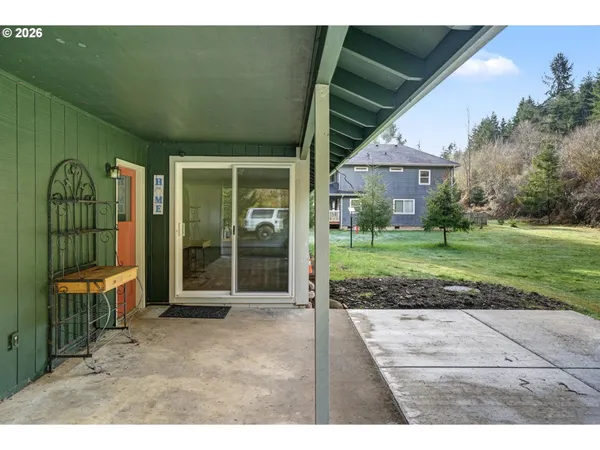 $625,000 | 20450 North Abiqua Road, Scotts Mills, OR 97375