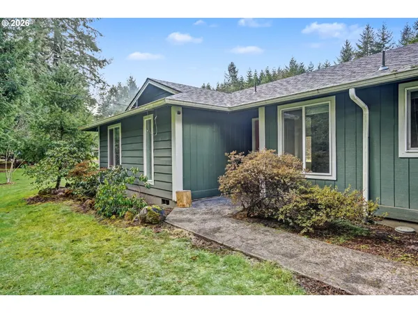 $625,000 | 20450 North Abiqua Road, Scotts Mills, OR 97375