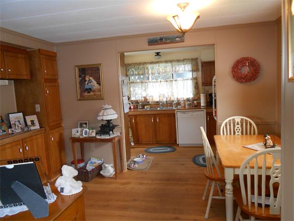 8 John Alden Road Taunton, MA 02780 - Photo 4 of 15 Gallery Image 4