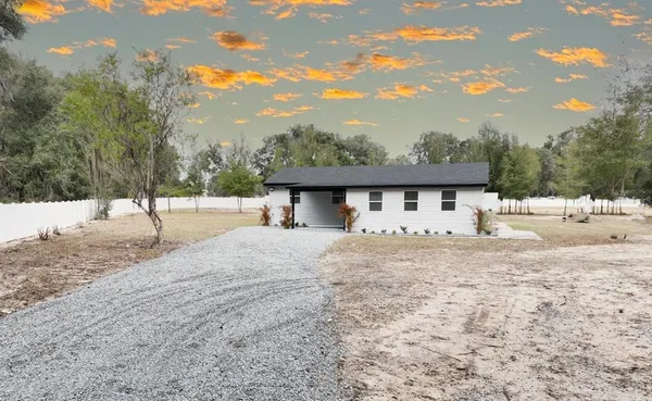 $525,000 | 2607 Northeast 140th Street, Citra, FL 32113