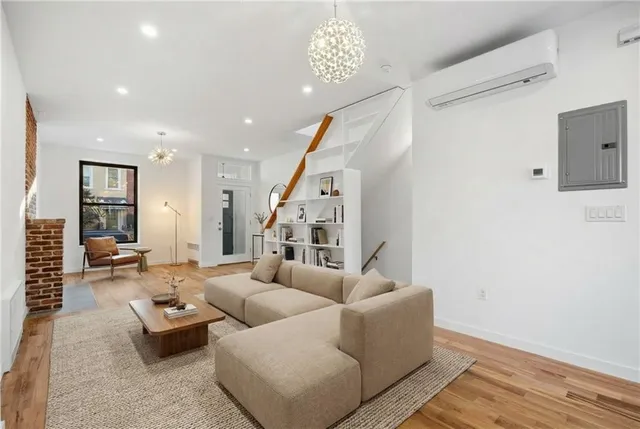 $2,495,000 | 515 A 17th Street | Windsor Terrace