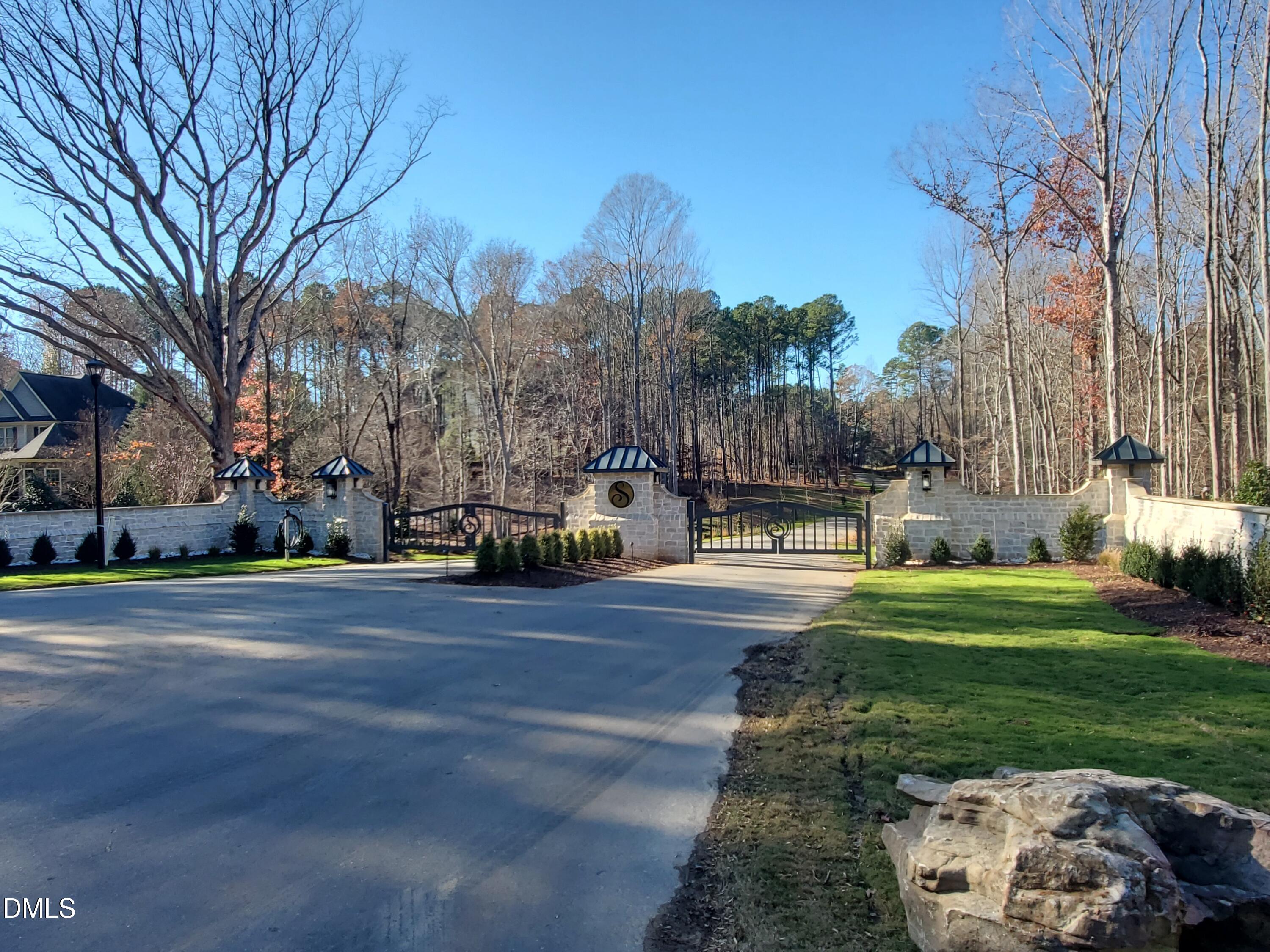 6460 Sanctuary Falls Drive Raleigh, NC 27614 - Photo 19 of 21 20251123_135206