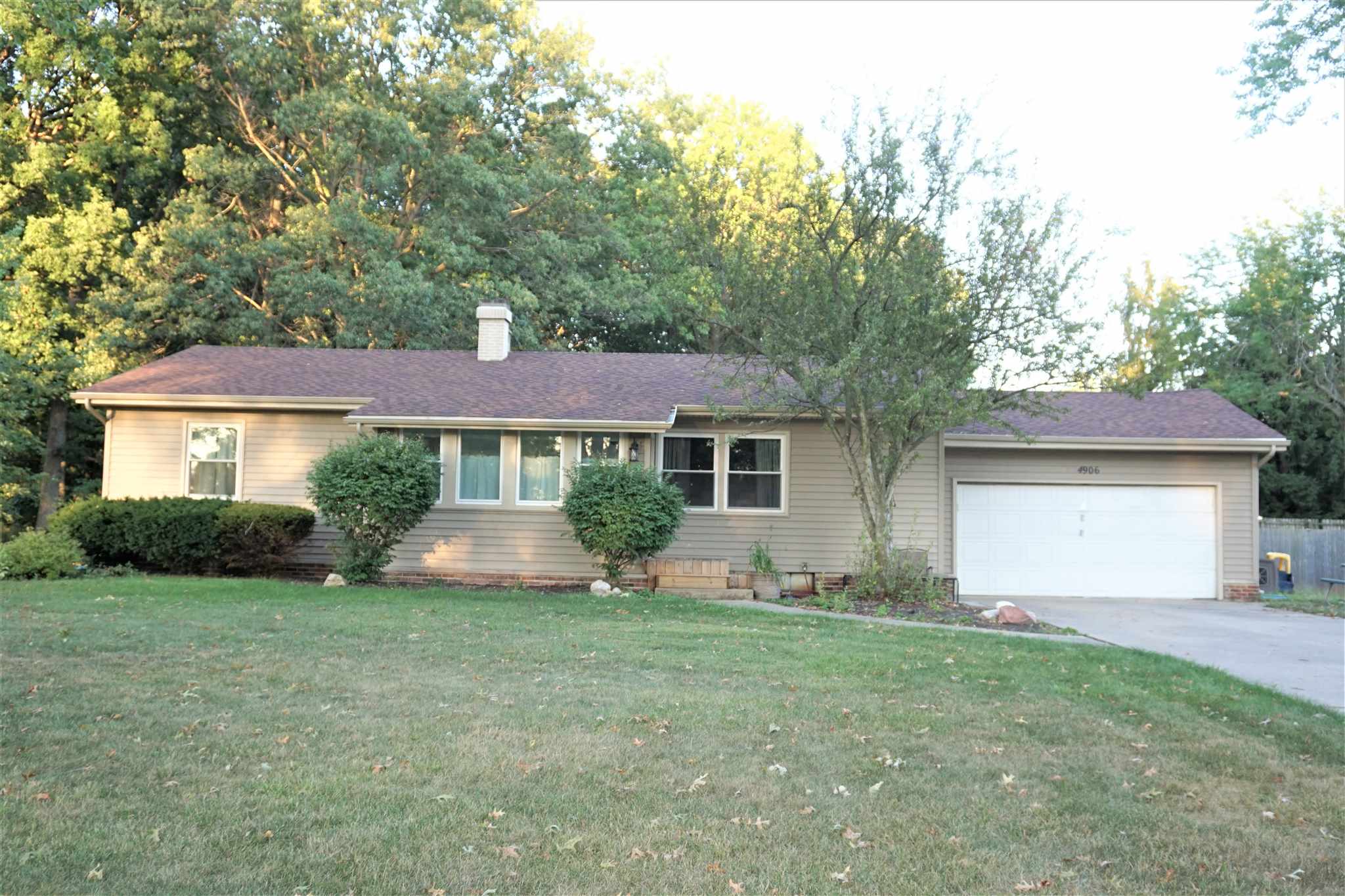 4906 Wheatridge Road Fort Wayne, IN 46835 - Photo 1 of 21
