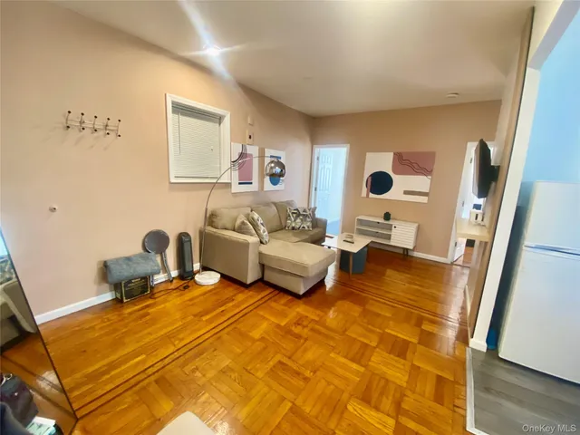 $2,850 | 92-02 37th Avenue, Unit 2C | Jackson Heights