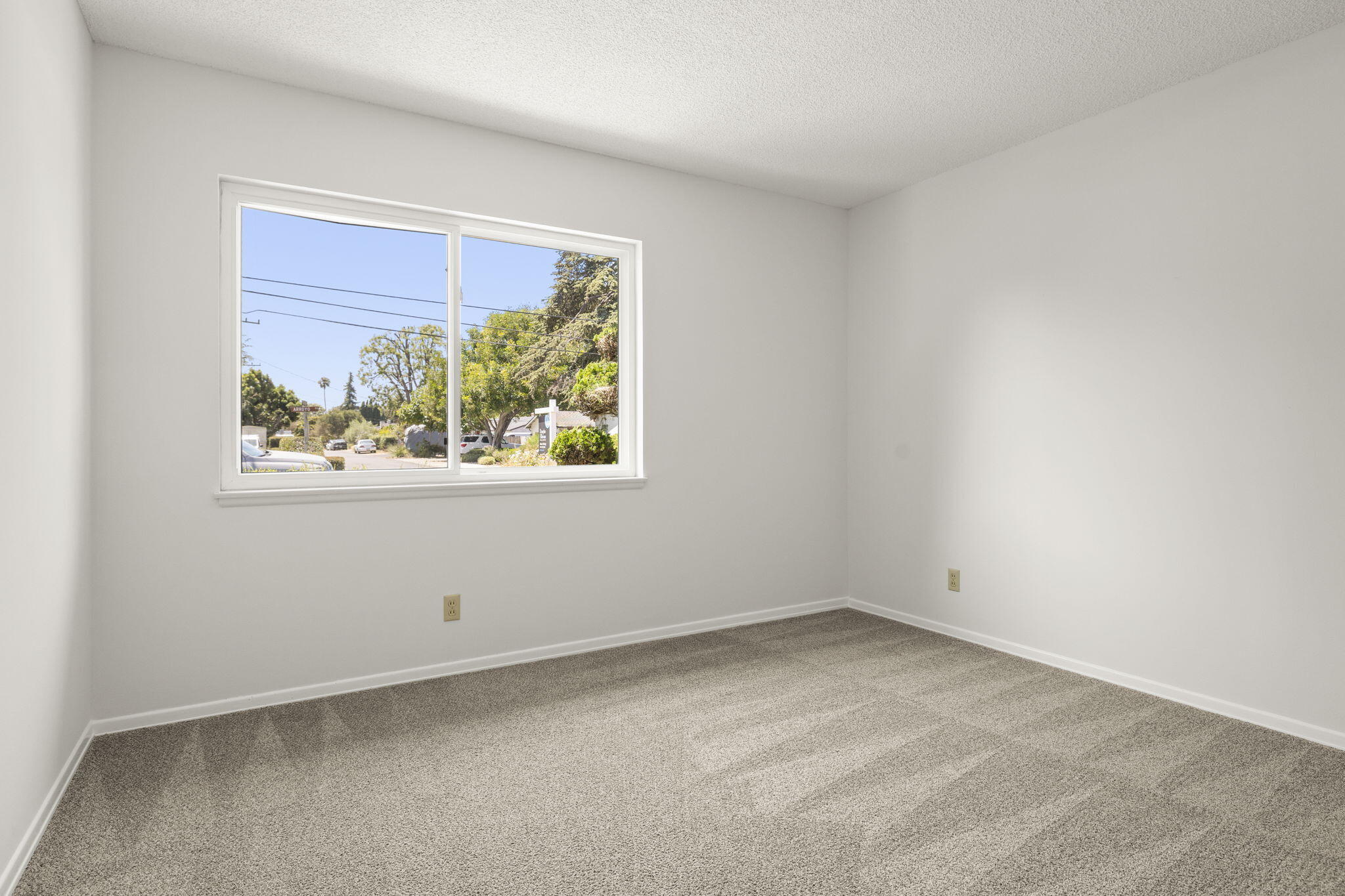 302 Arroyo Road Santa Barbara, CA 93110 - Photo 31 of 73 32-web-or-mls-UpmarketMedia-302Arr-27