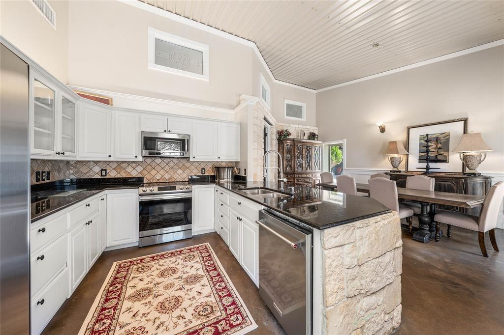 2820 Talbert Ranch Road China Spring, TX 76633 - Photo 11 of 40