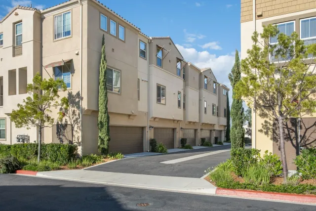 $749,000 | 1118 Via Lucero, Oceanside, CA 92056