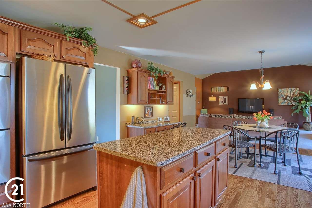 1399 Lakeview Drive Rochester Hills, MI 48306 - Photo 11 of 51