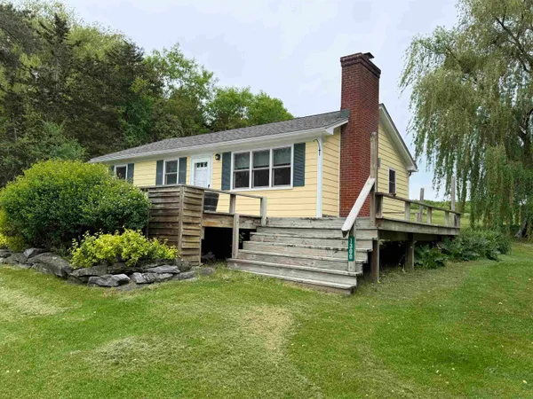 $1,400 | 1300 Smith Street, Shoreham, VT 05770