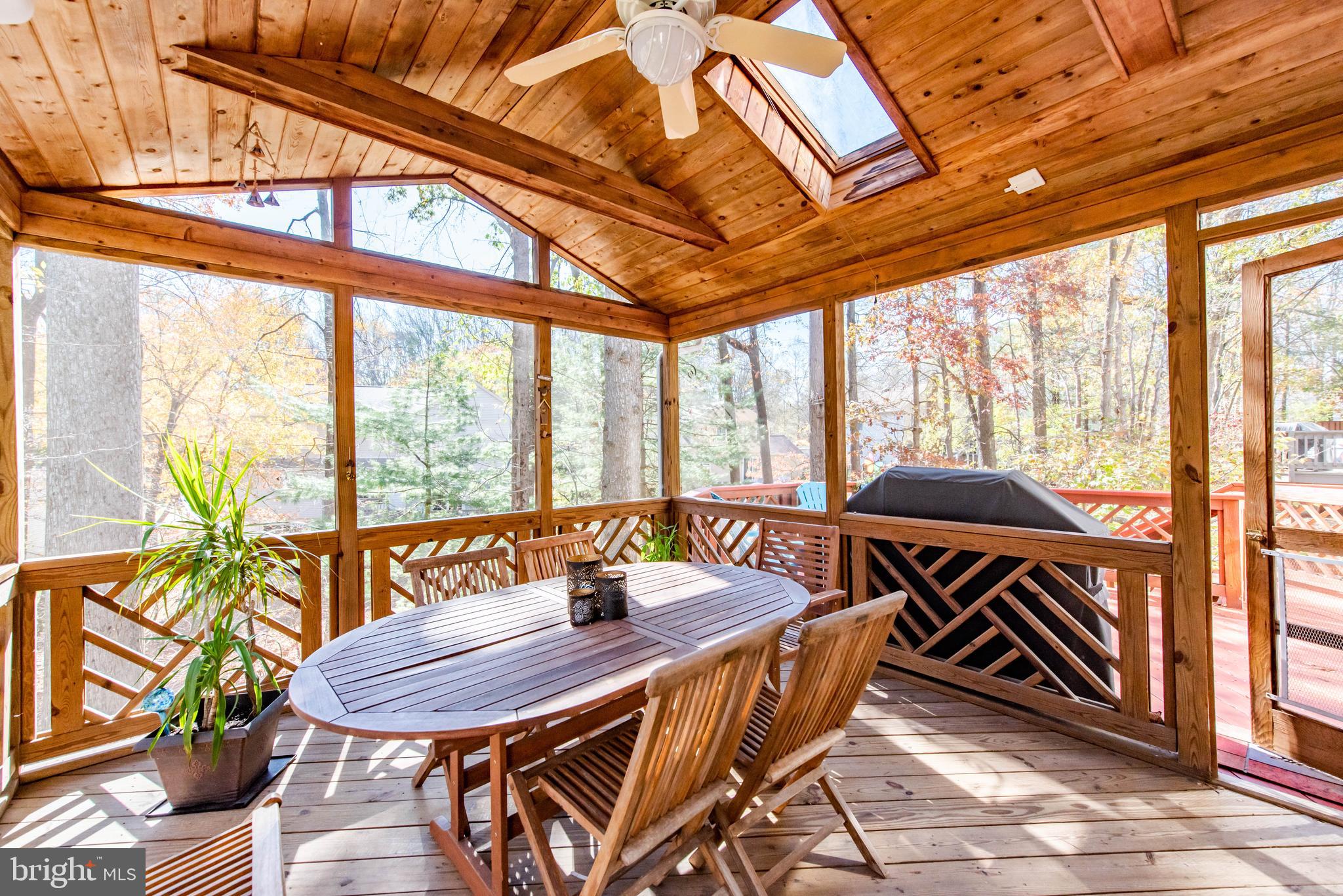 7512 Midas Touch Columbia, MD 21046 - Photo 13 of 46 Enclosed Deck