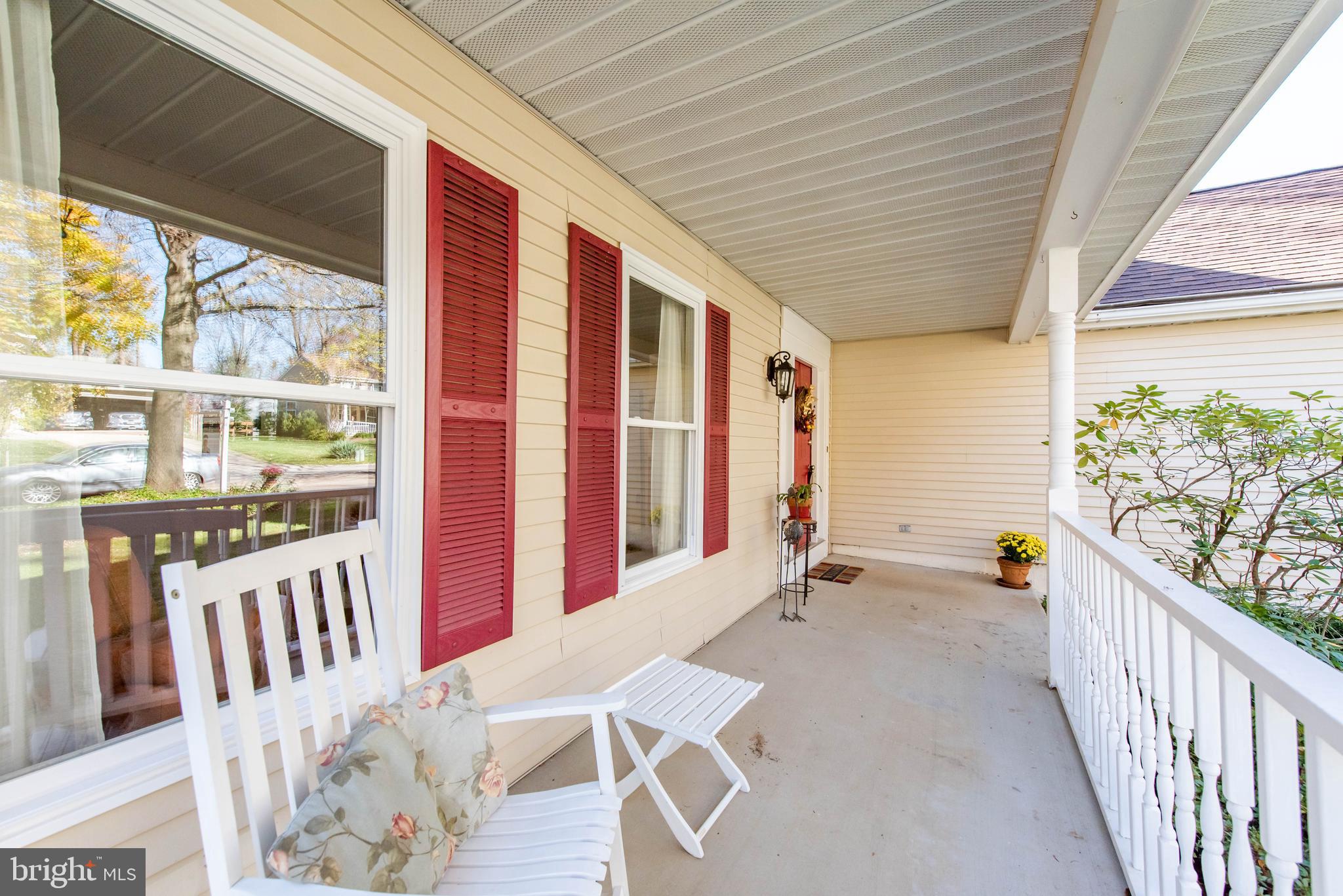 7512 Midas Touch Columbia, MD 21046 - Photo 3 of 46 Front Porch